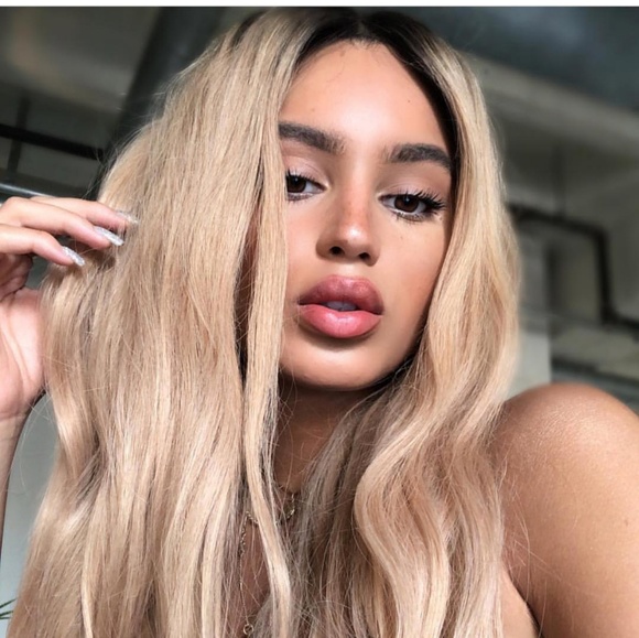 Ombre Blonde Lace Front Wig main image 4
